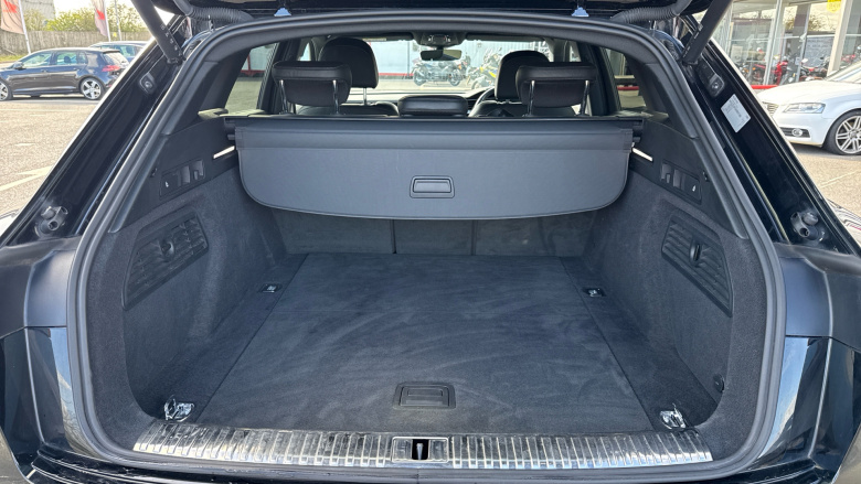 Audi e-tron 230kW 50 Quattro 71kWh S Line 5dr Auto Electric Estate